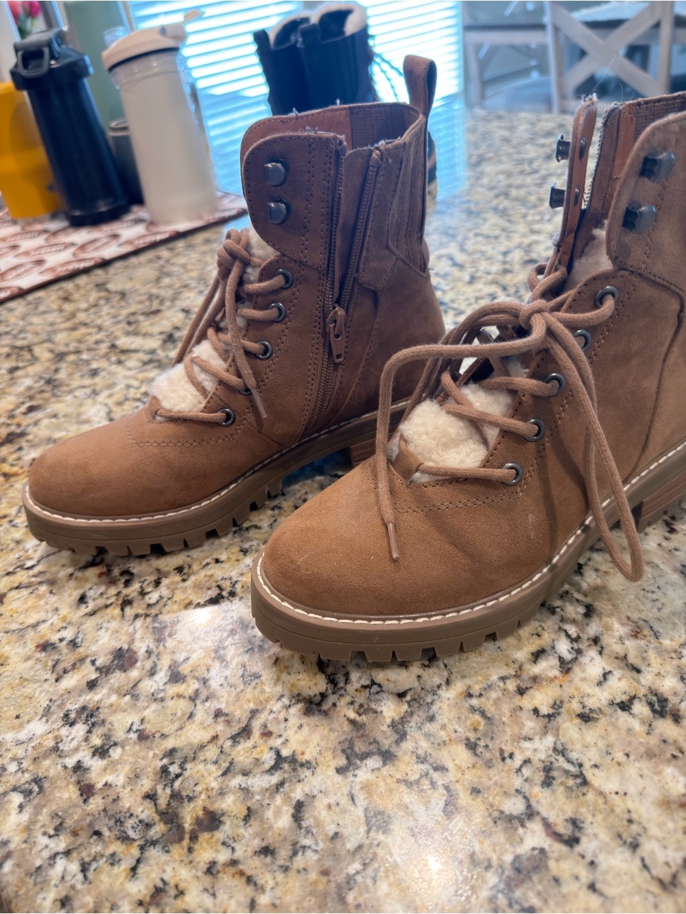 Camel women’s boot 6.5
